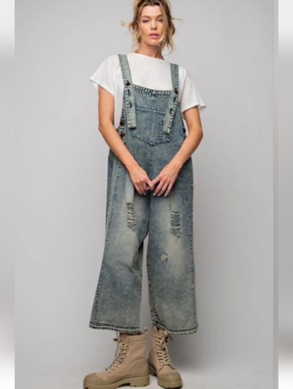 Easel Womens Oversized Distressed Wide Leg Cropped Denim Bib Overalls Size Small